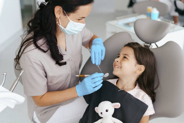 Best Cracked Tooth Emergency Dentist  in Lake Forest Park, WA